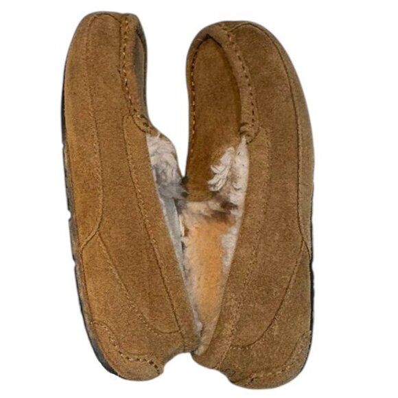 UGG Ascot Slippers - Picture 7 of 11